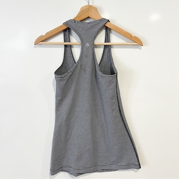 Lululemon Stripe Tank Top - Picture 3 of 7